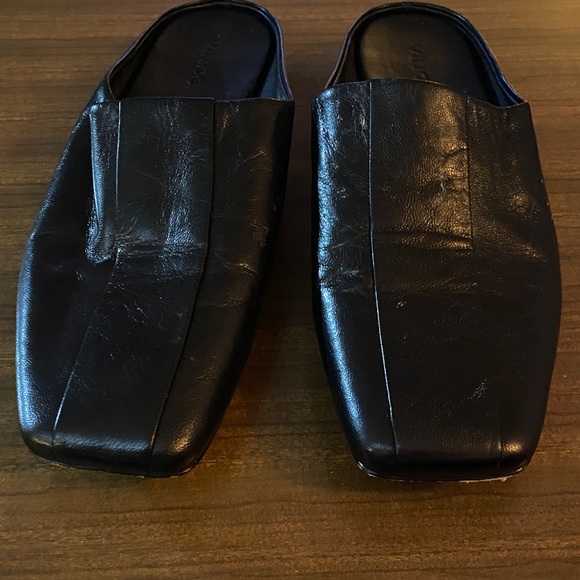 Vince women’s  Black Leather Slip-On Loafers - Picture 2 of 6